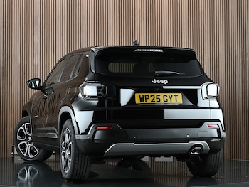 Used Jeep Avenger 2025 for sale - 79436304: Photo