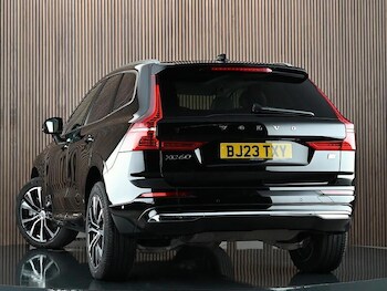 Used Volvo XC60 2023 for sale - 78646031: Photo