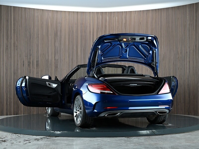 Used Mercedes-Benz SLC 2018 for sale - 77840730: Photo 17