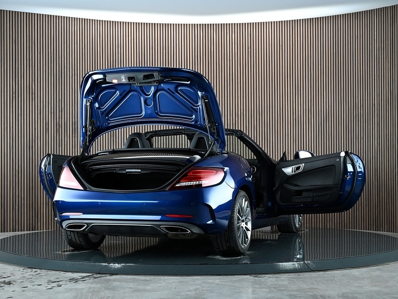 Used Mercedes-Benz SLC 2018 for sale - 77840730: Photo 19