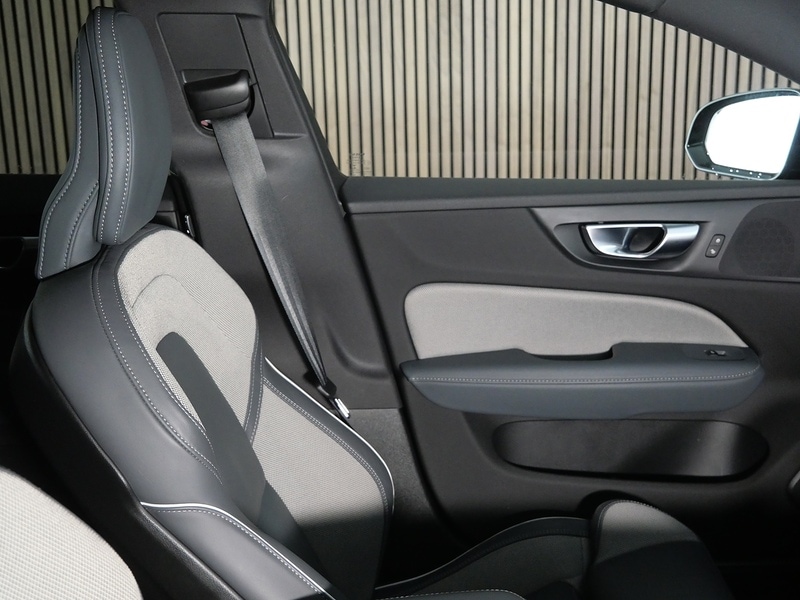 Used Volvo V60 2020 for sale - 77384826: Photo 30