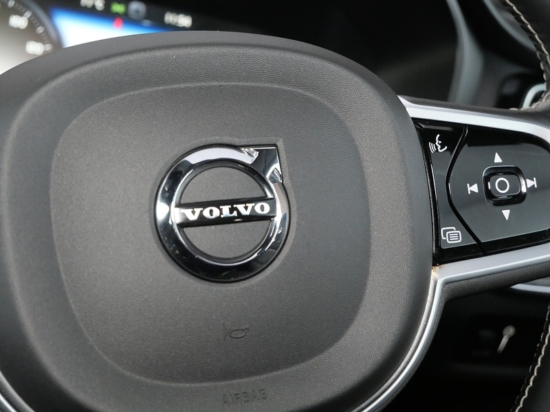 Used Volvo V60 2020 for sale - 77384826: Photo 37