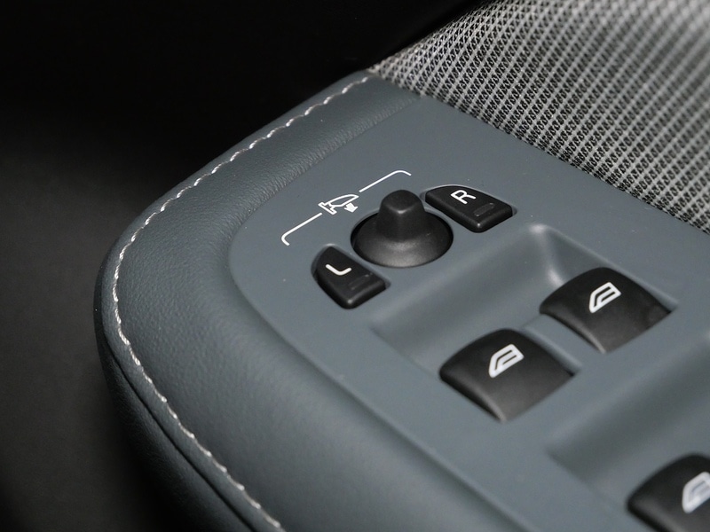 Used Volvo V60 2020 for sale - 77384826: Photo 41