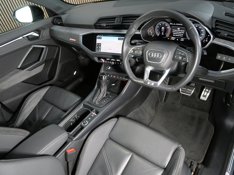 Used Audi Q3 2019 for sale - 77836606: Photo 3