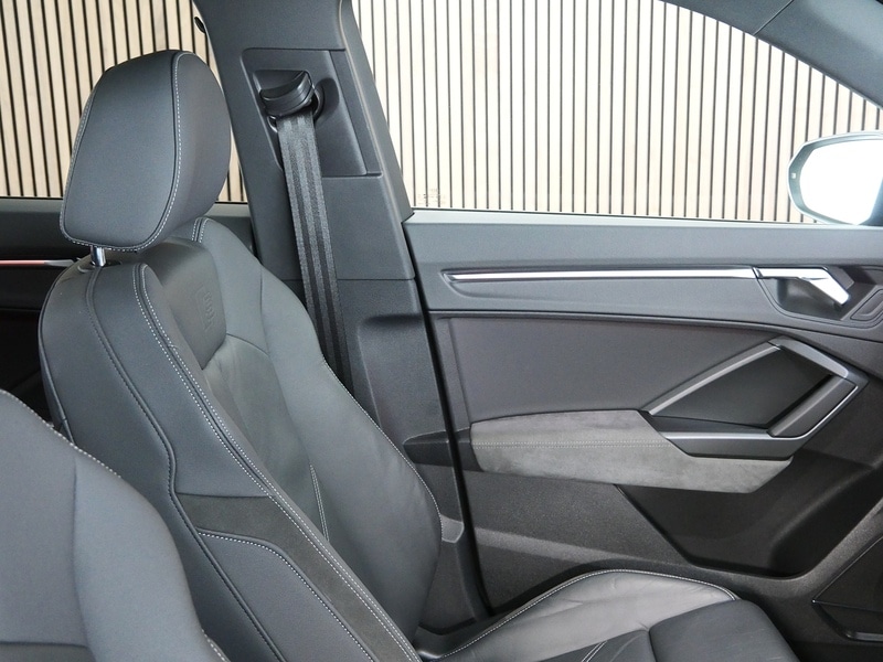 Used Audi Q3 2019 for sale - 77836606: Photo 32