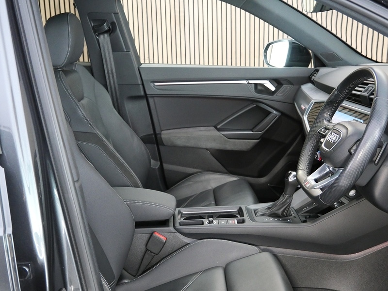 Used Audi Q3 2019 for sale - 77836606: Photo 33