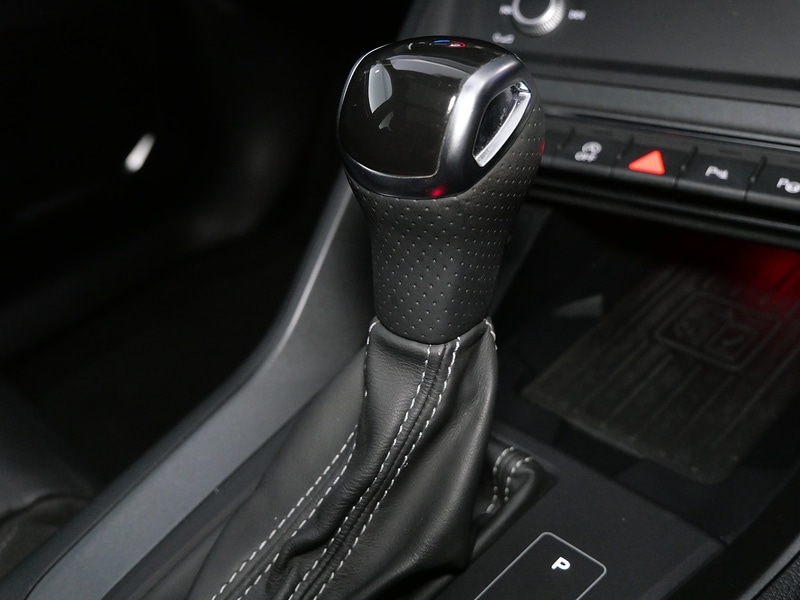 Used Audi Q3 2019 for sale - 77836606: Photo 42