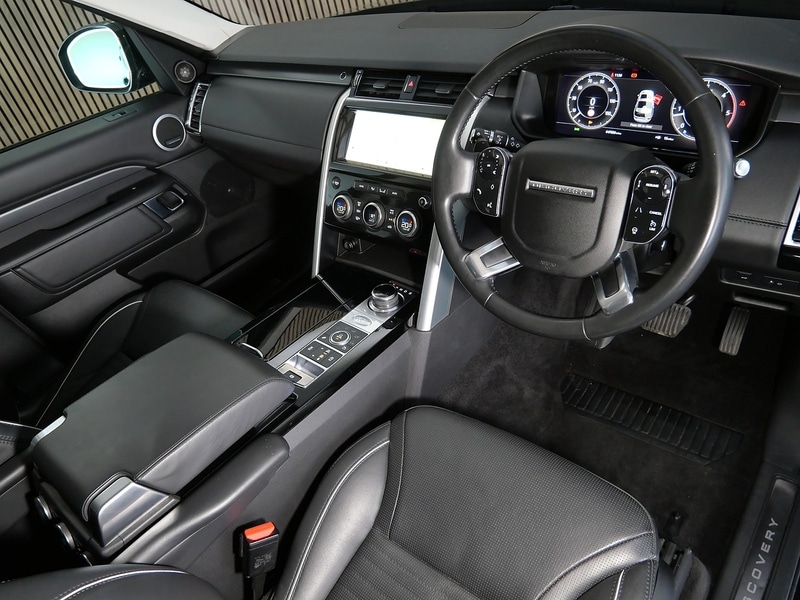 Used Land Rover Discovery 2019 for sale - 77850951: Photo 3