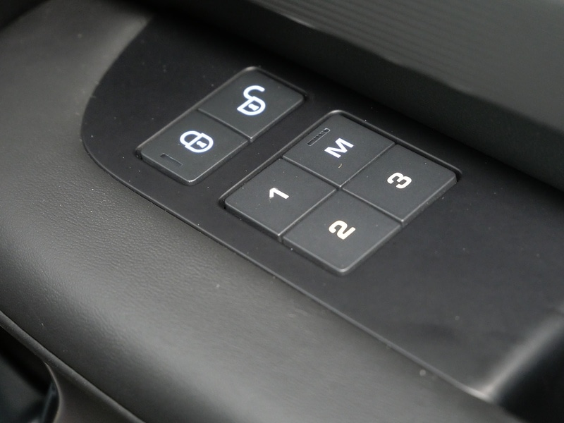 Used Land Rover Discovery 2019 for sale - 77850951: Photo 45