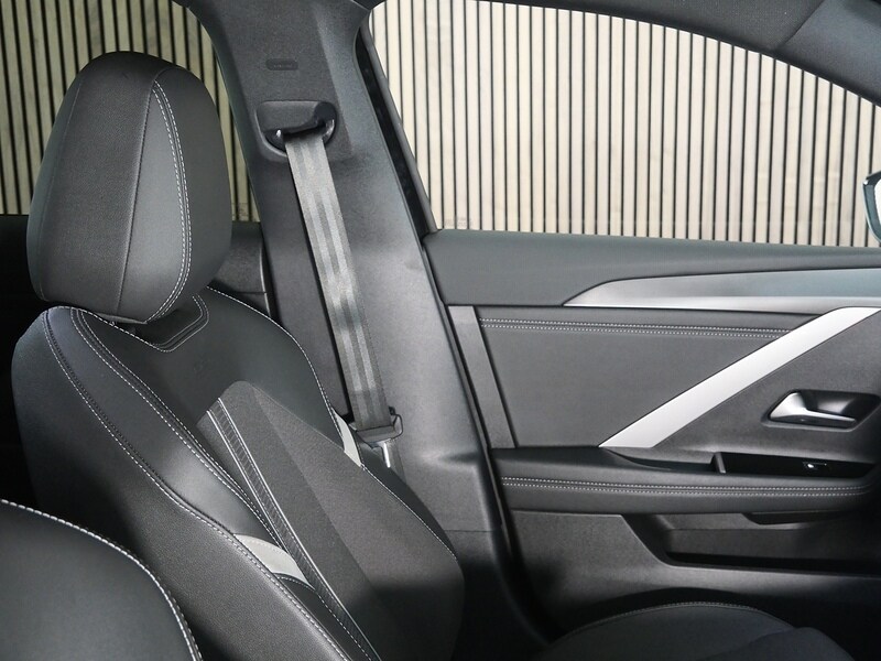 Used Vauxhall Astra 2024 for sale - 77840709: Photo 31