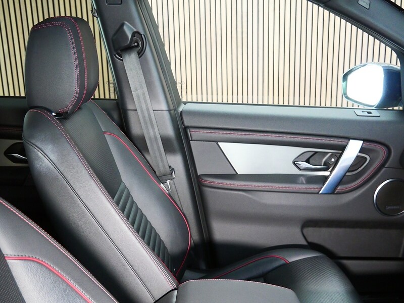 Used Land Rover Discovery Sport 2022 for sale - 77840754: Photo 31