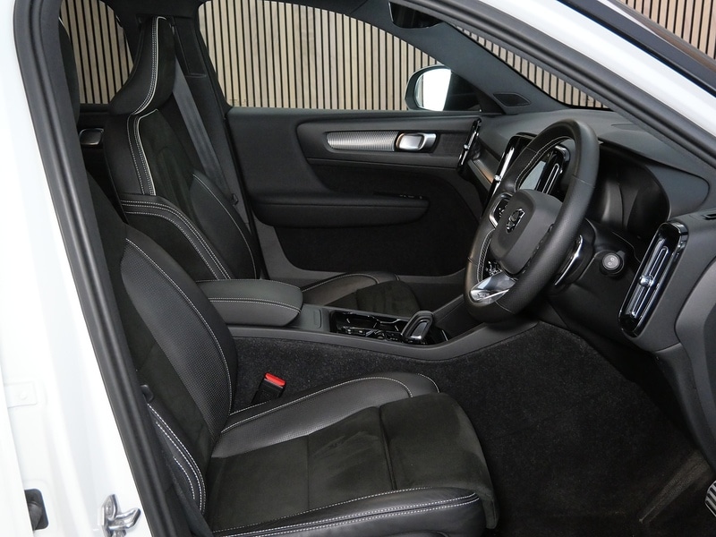 Used Volvo XC40 2020 for sale - 78154589: Photo 32