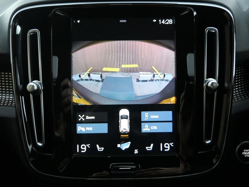 Used Volvo XC40 2020 for sale - 78154589: Photo 35