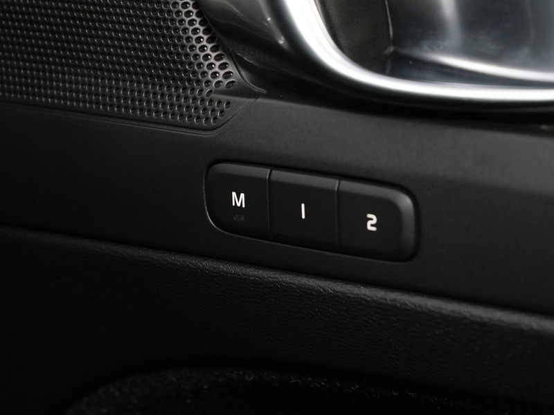 Used Volvo XC40 2020 for sale - 78154589: Photo 41