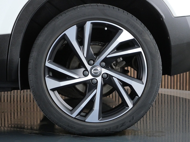 Used Volvo XC40 2020 for sale - 78154589: Photo 46