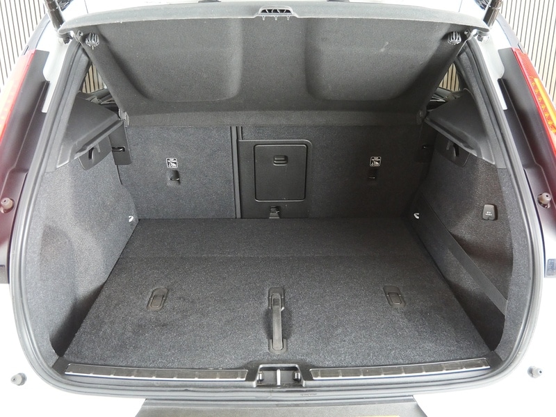 Used Volvo XC40 2020 for sale - 78154589: Photo 49