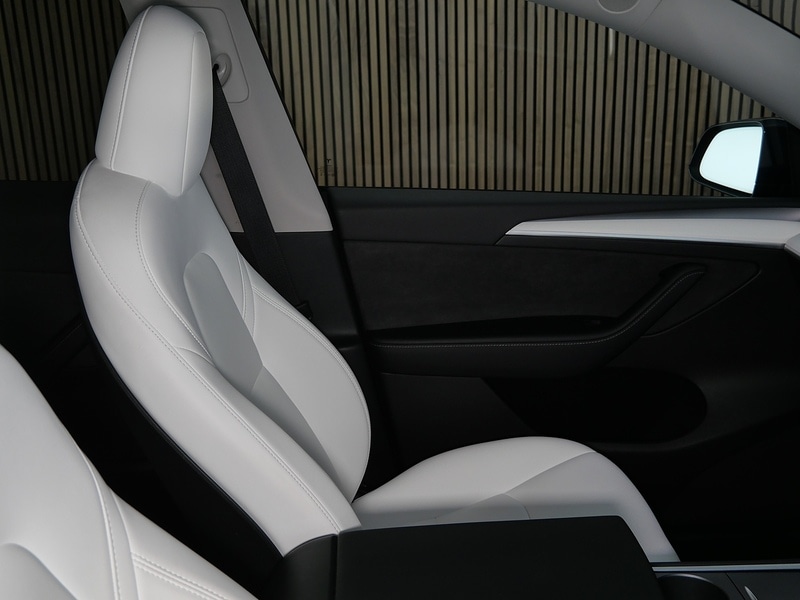 Used Tesla Model Y 2023 for sale - 78132195: Photo 30