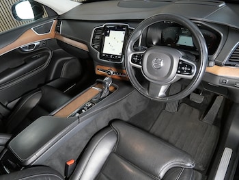 Used Volvo XC90 2017 for sale - 79409867: Photo
