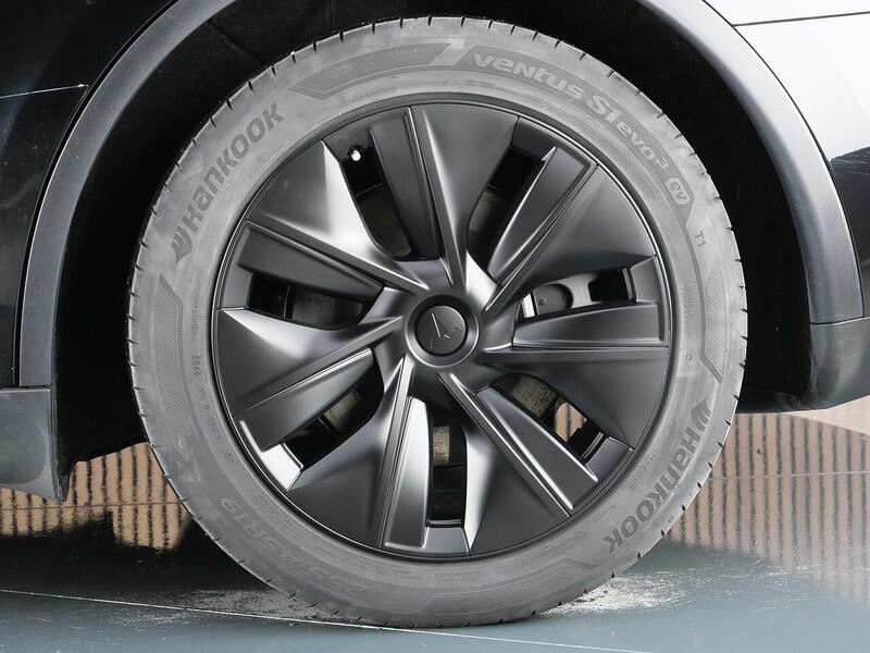 Used Tesla Model Y 2023 for sale - 77515240: Photo 46