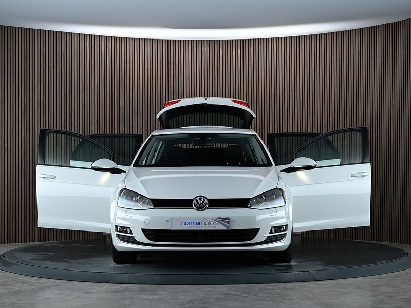 Used Volkswagen Golf 2015 for sale - 77384745: Photo 15