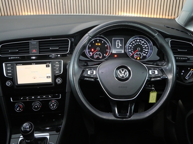 Used Volkswagen Golf 2015 for sale - 77384745: Photo 26