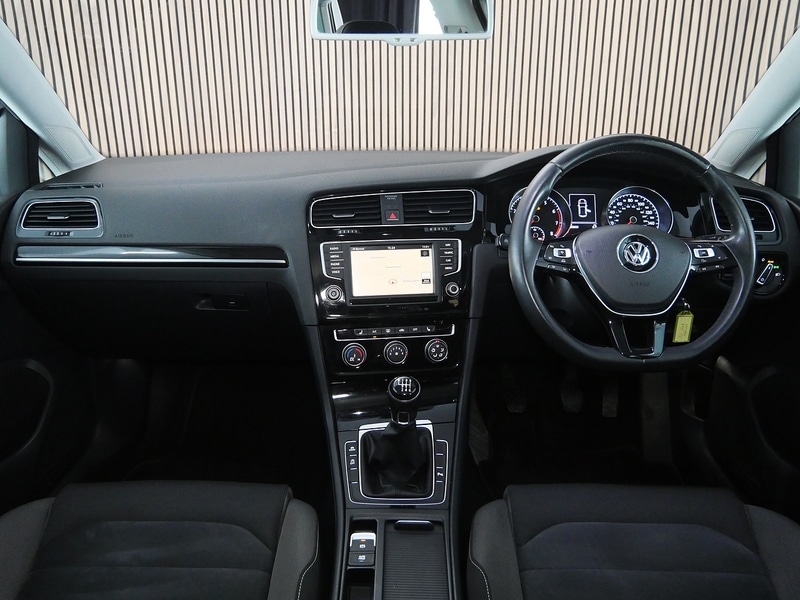 Used Volkswagen Golf 2015 for sale - 77384745: Photo 31