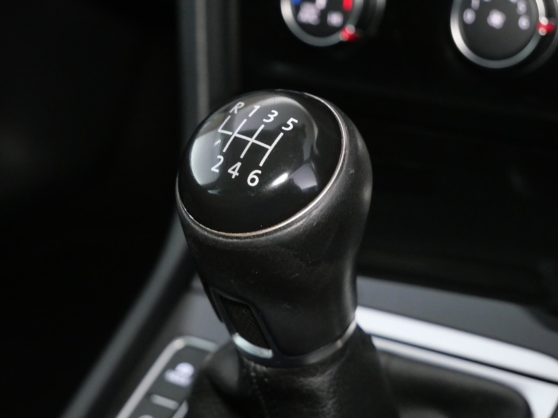 Used Volkswagen Golf 2015 for sale - 77384745: Photo 37