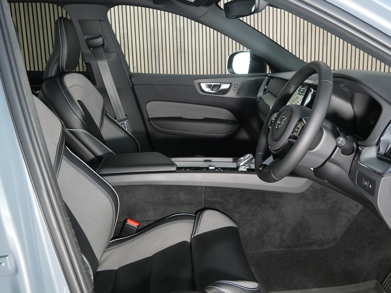 Used Volvo XC60 2023 for sale - 77409134: Photo 32