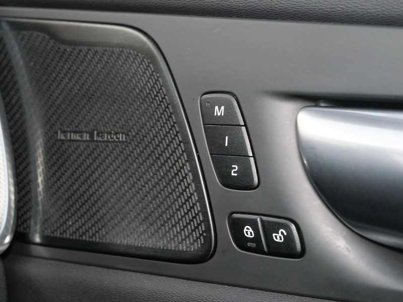 Used Volvo XC60 2023 for sale - 77409134: Photo 42