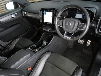 Used Volvo XC40 2021 for sale - 79229765: Photo