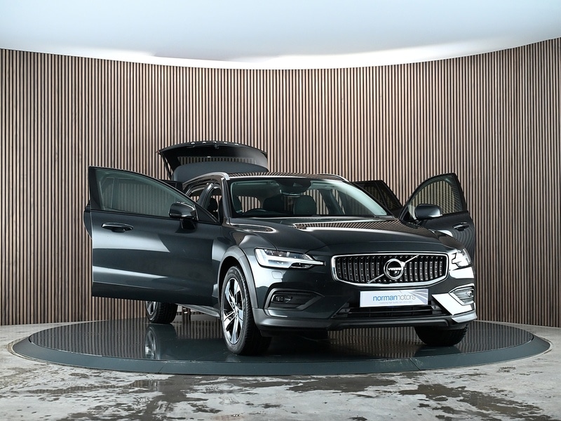 Used Volvo V60 2020 for sale - 77840690: Photo 14