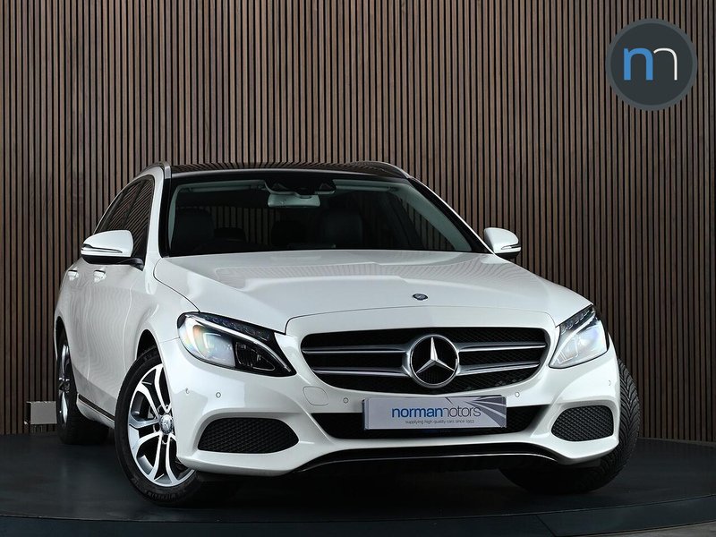 Used Mercedes-Benz C Class 2015 for sale - 77840744: Photo 1