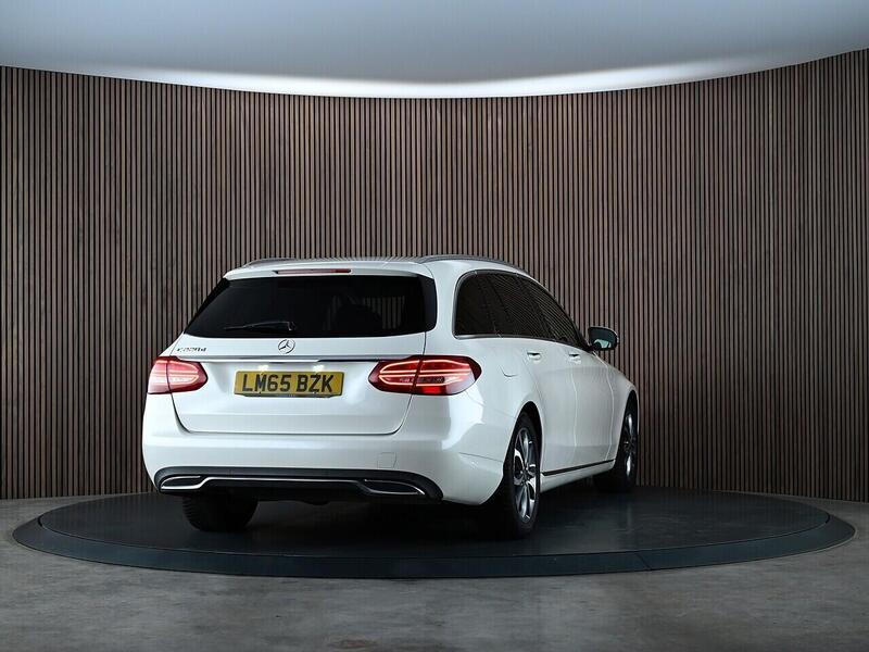 Used Mercedes-Benz C Class 2015 for sale - 77840744: Photo 10