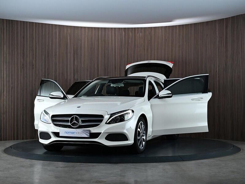 Used Mercedes-Benz C Class 2015 for sale - 77840744: Photo 16