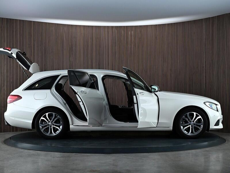 Used Mercedes-Benz C Class 2015 for sale - 77840744: Photo 20