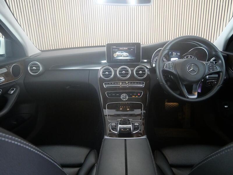 Used Mercedes-Benz C Class 2015 for sale - 77840744: Photo 32