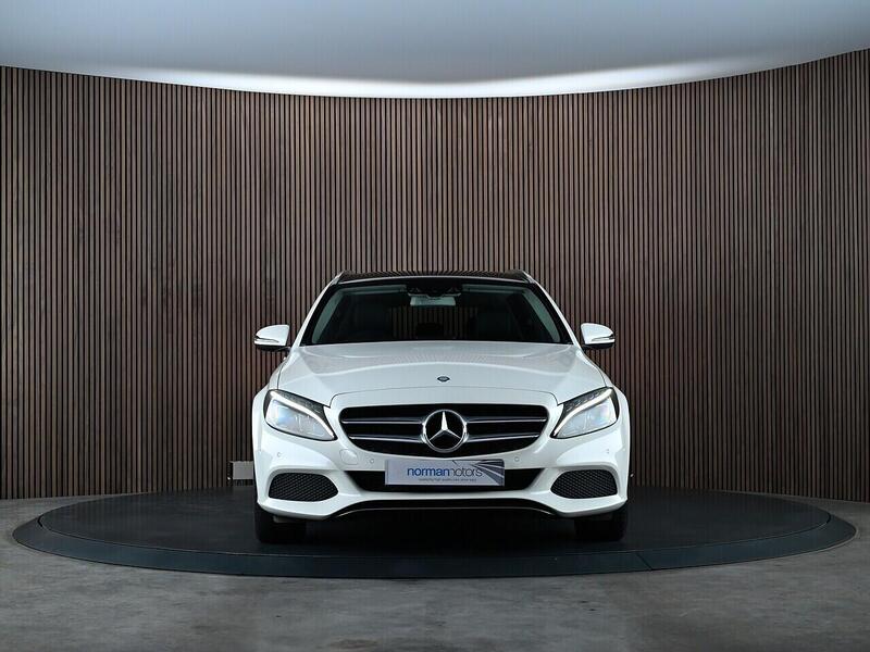 Used Mercedes-Benz C Class 2015 for sale - 77840744: Photo 6