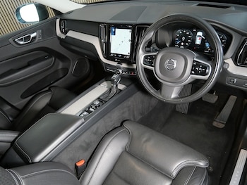 Used Volvo XC60 2018 for sale - 78819748: Photo