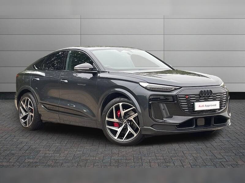 Audi Q6 e-tron 2026 360kW SQ6 Quattro 100kWh Black Edition 5dr Auto