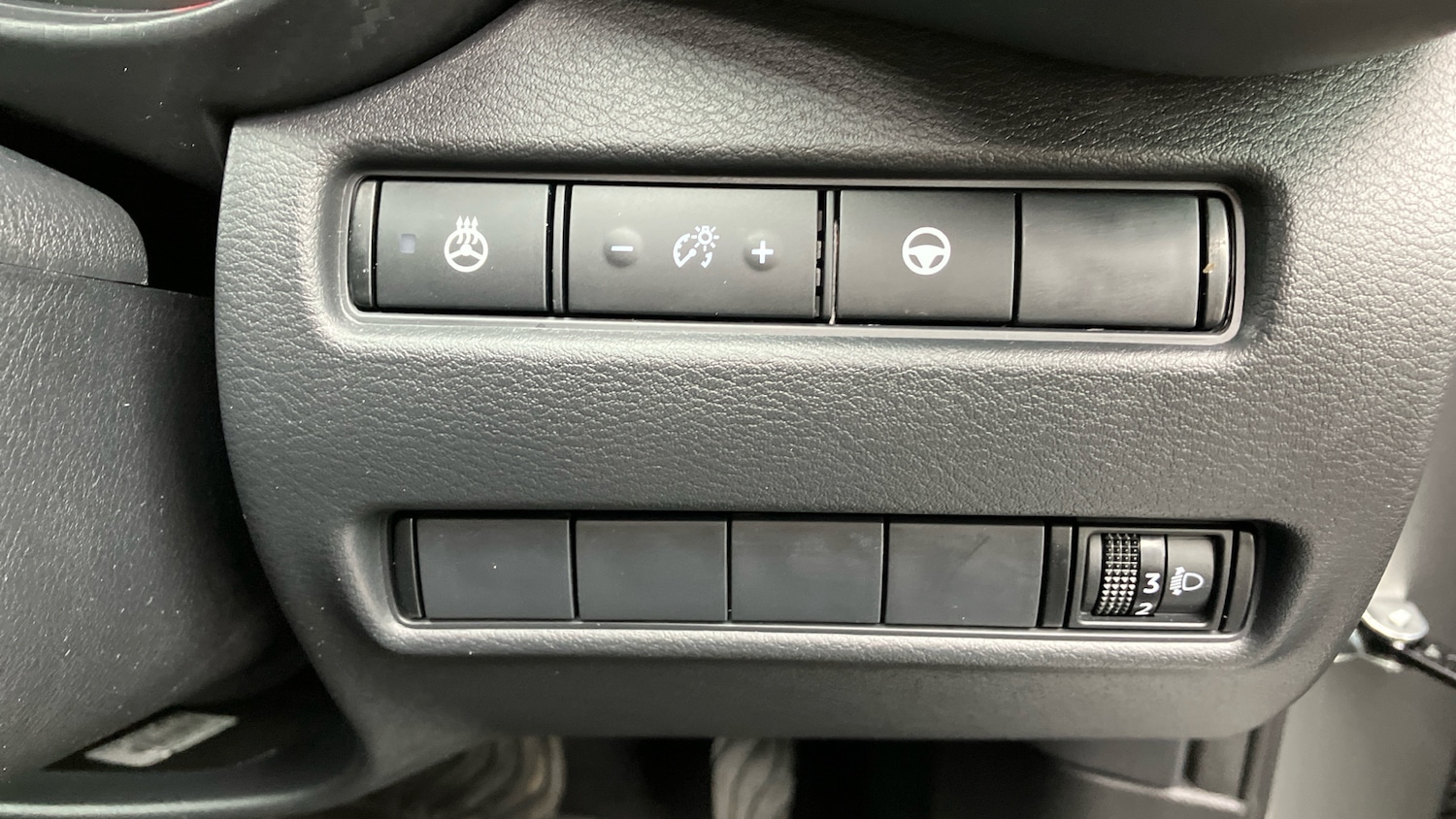 Used Nissan Juke 2024 for sale - 76184229: Photo 43
