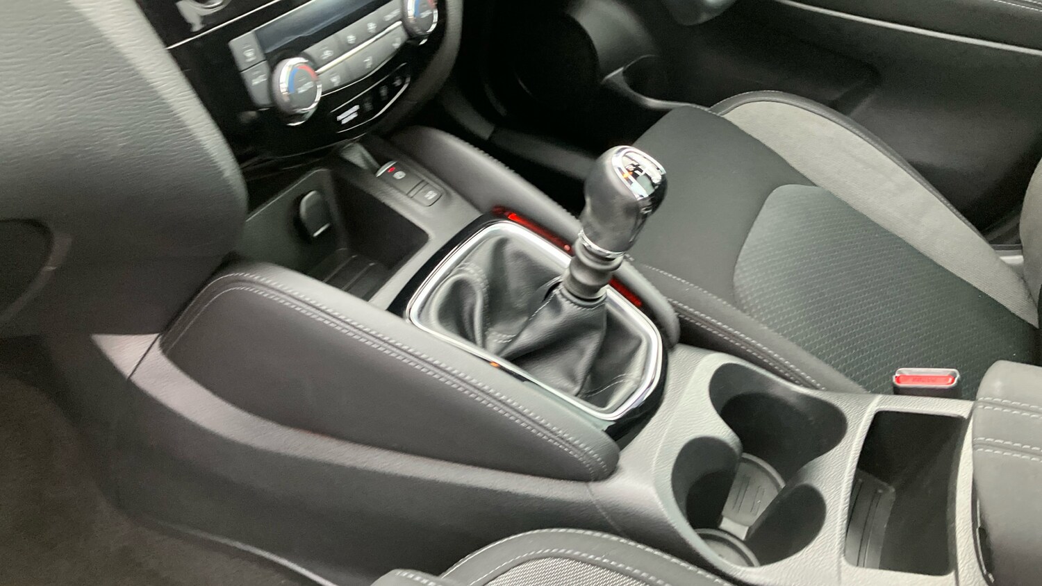 Used Nissan Qashqai 2018 for sale - 77715280: Photo 13