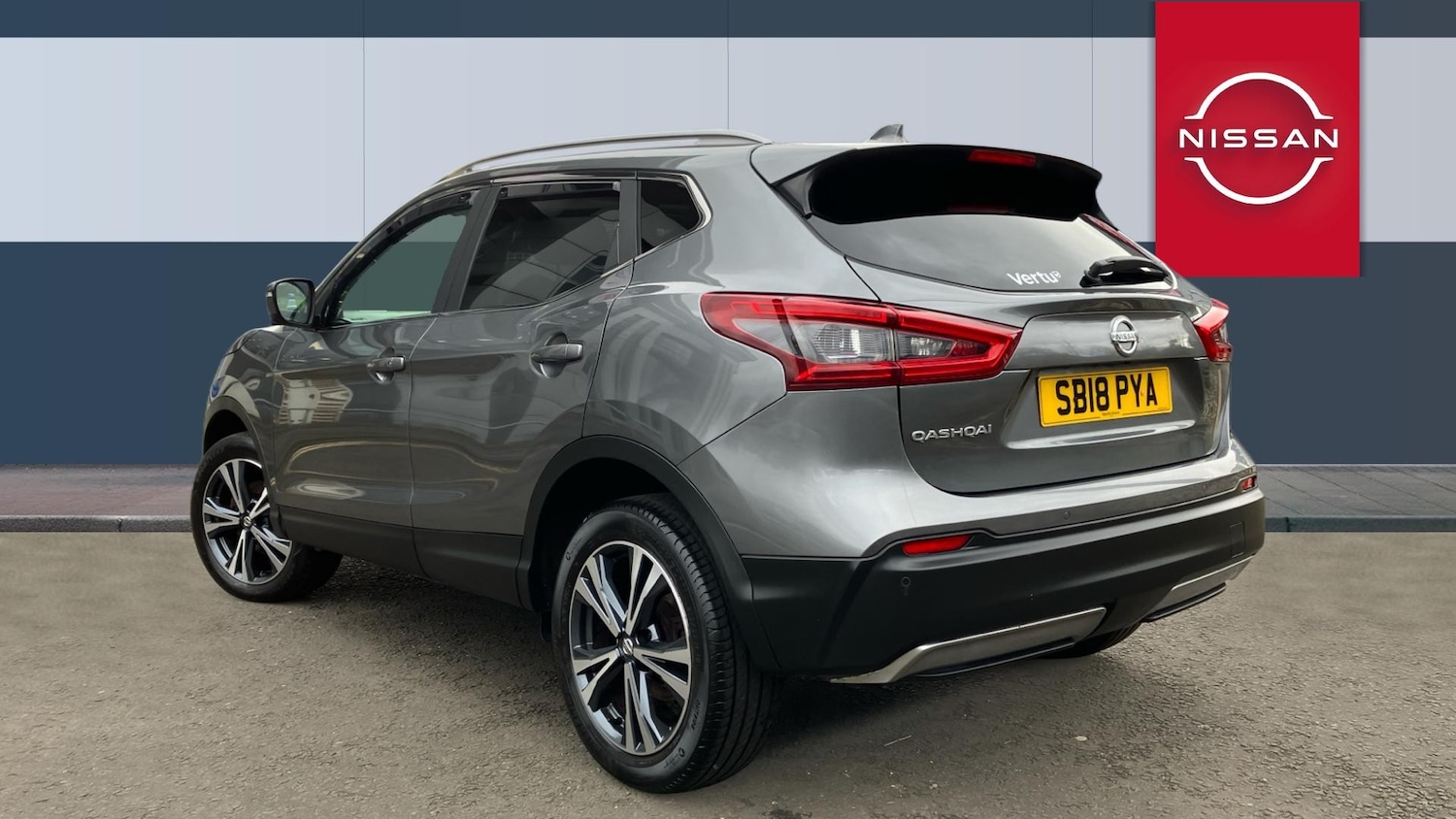 Used Nissan Qashqai 2018 for sale - 77715280: Photo 2