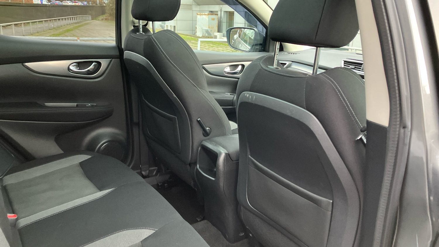 Used Nissan Qashqai 2018 for sale - 77715280: Photo 32