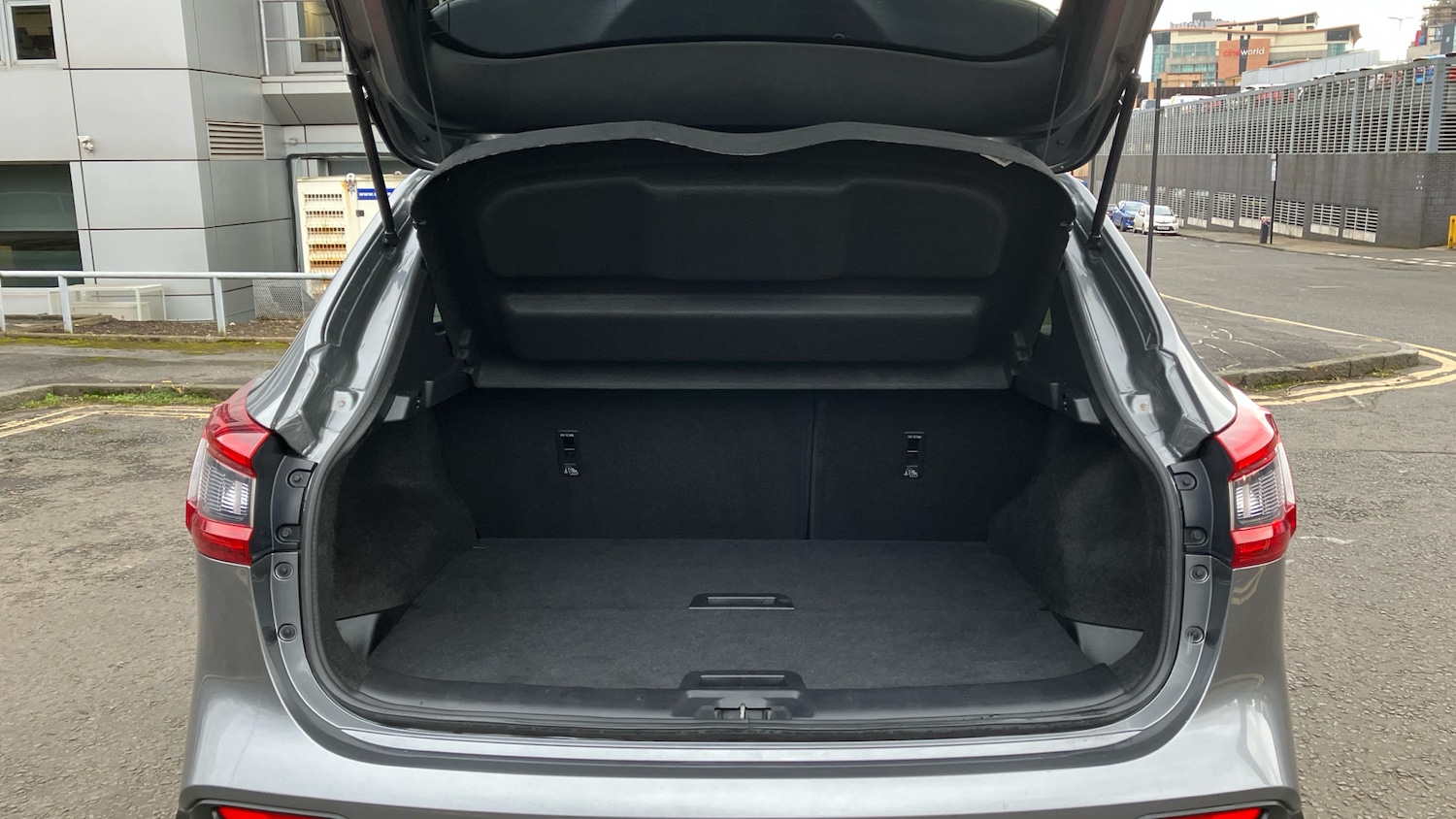 Used Nissan Qashqai 2018 for sale - 77715280: Photo 4