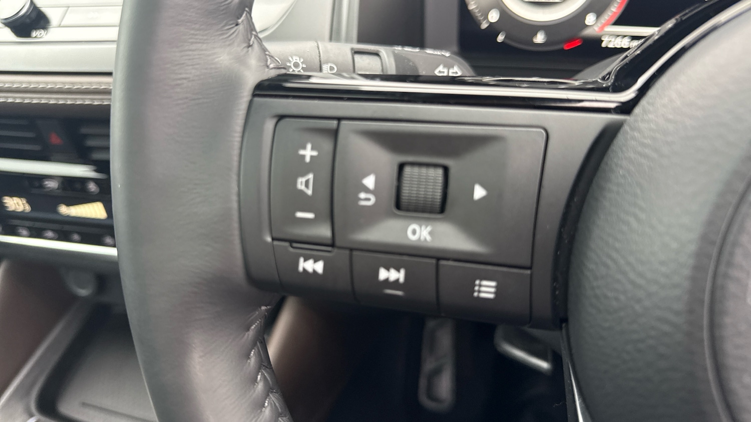 Used Nissan Qashqai 2025 for sale - 77661942: Photo 41