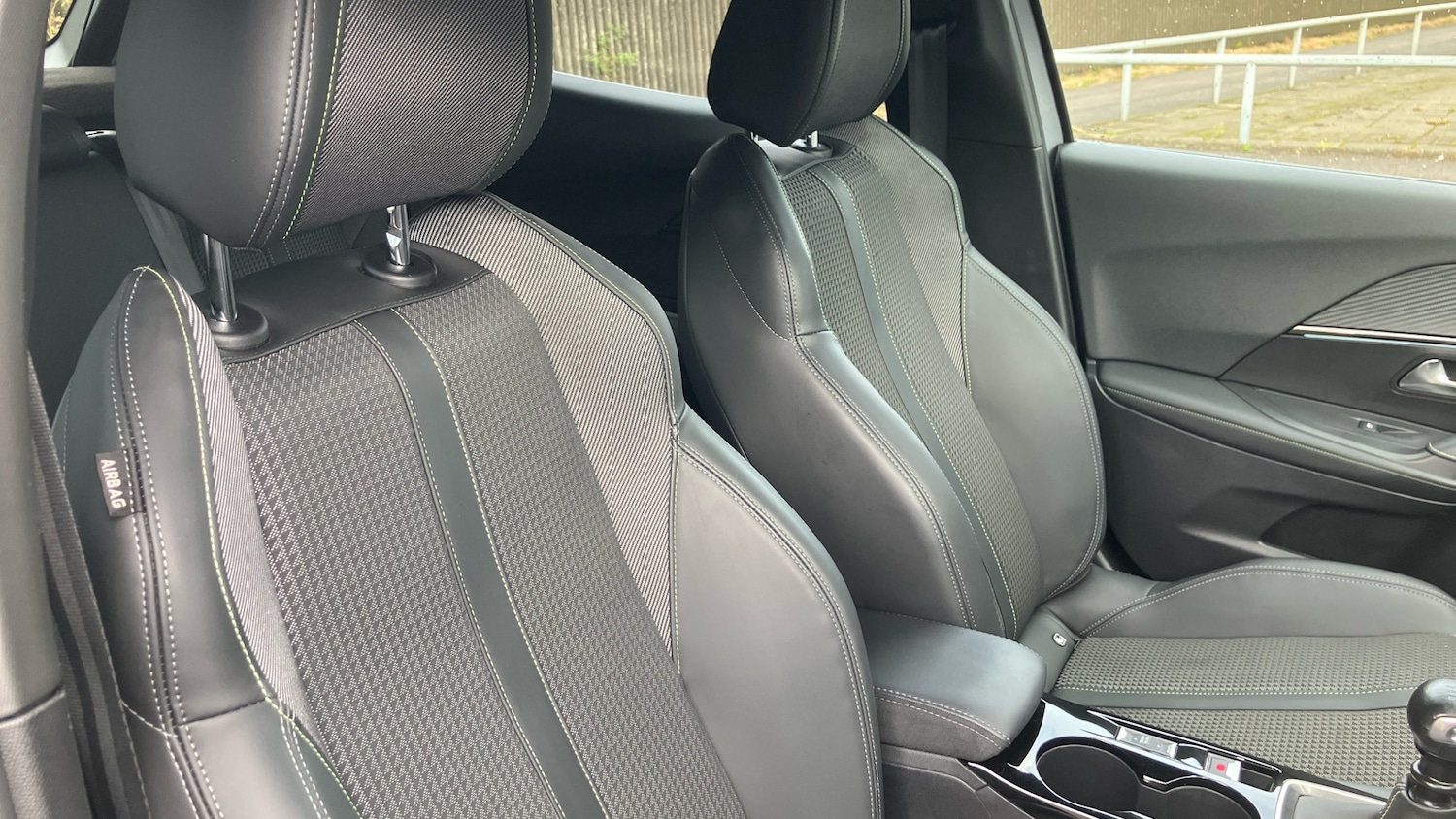 Used Peugeot 2008 2021 for sale - 76079612: Photo 28