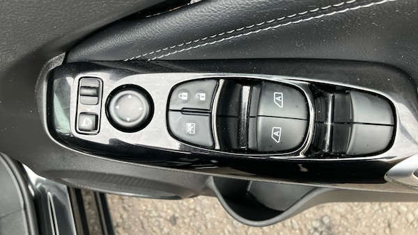 Used Nissan Juke 2024 for sale - 76319561: Photo 31