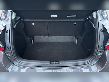 Used Toyota Yaris 2020 for sale - 77377973: Photo