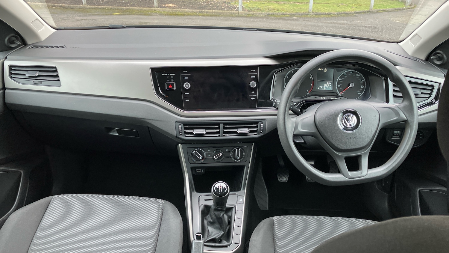 Used Volkswagen Polo 2018 for sale - 77628793: Photo 10