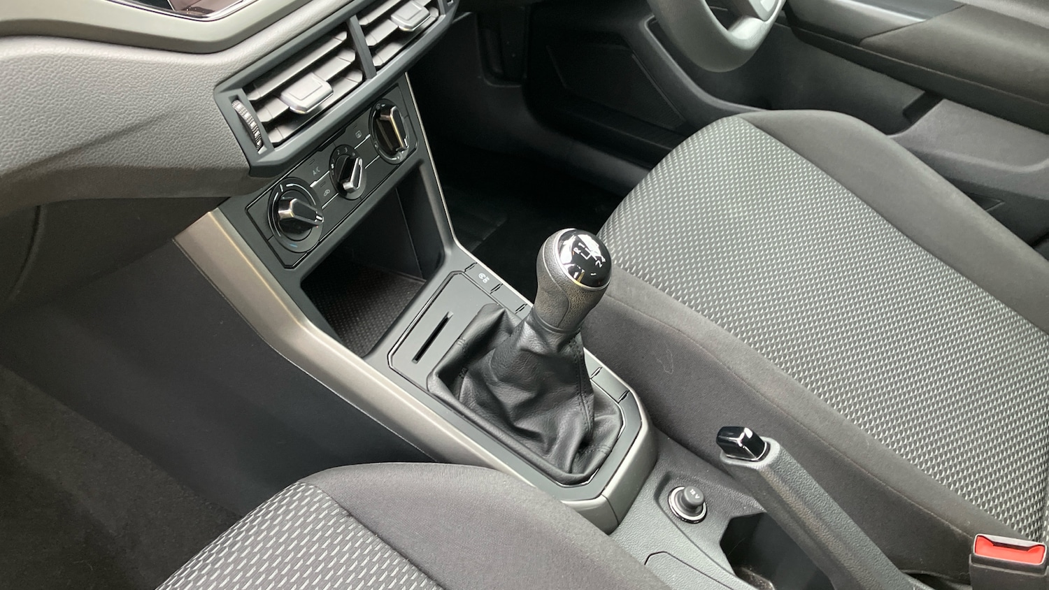 Used Volkswagen Polo 2018 for sale - 77628793: Photo 13